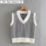 Chu Sau beauty 2020 New Loose Oversized Knitted Sweater Vest Women Casual V-neck Plaid Sleeveless Sweaters Women Chic Tops